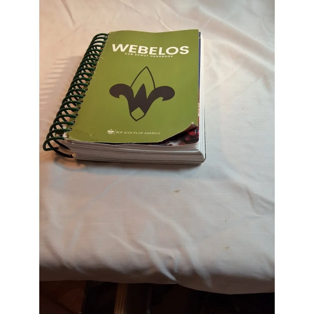 Boy Scouts of America Webelos Cub Scout Handbook Spiral Bound 2018 Printing